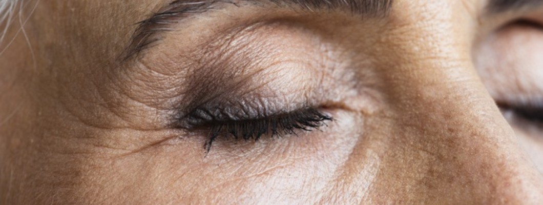 YELLODISCUSS : SKINCARE FOR MATURE SKIN